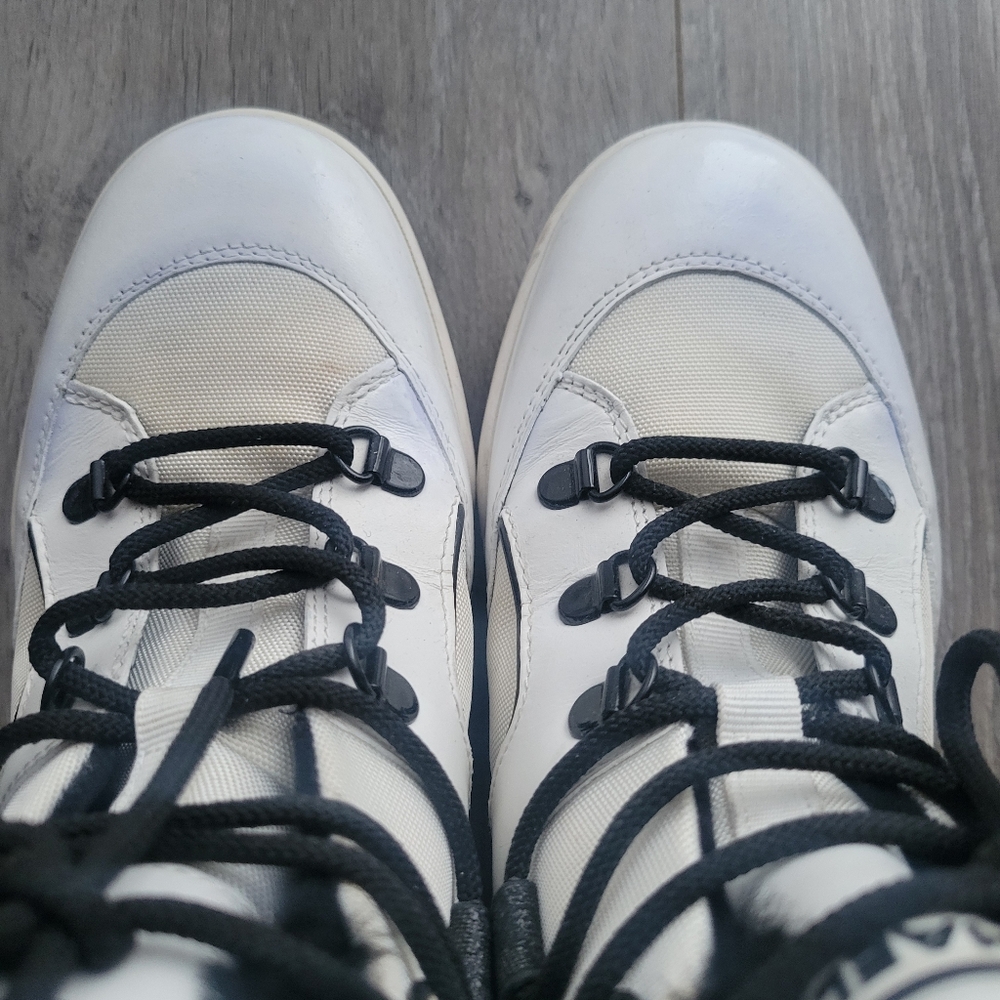 Michael Kors Winter Boots Size 8 - Picture 8 of 9
